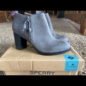 Sperry Dasher Dark Grey Heels